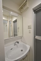  THE　MODERN　表町