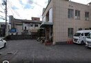 岡田内科(病院)まで739m レジデンスカープ南中央町