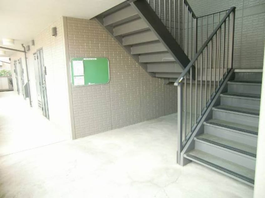  Comodo　Gione　Ｂ棟