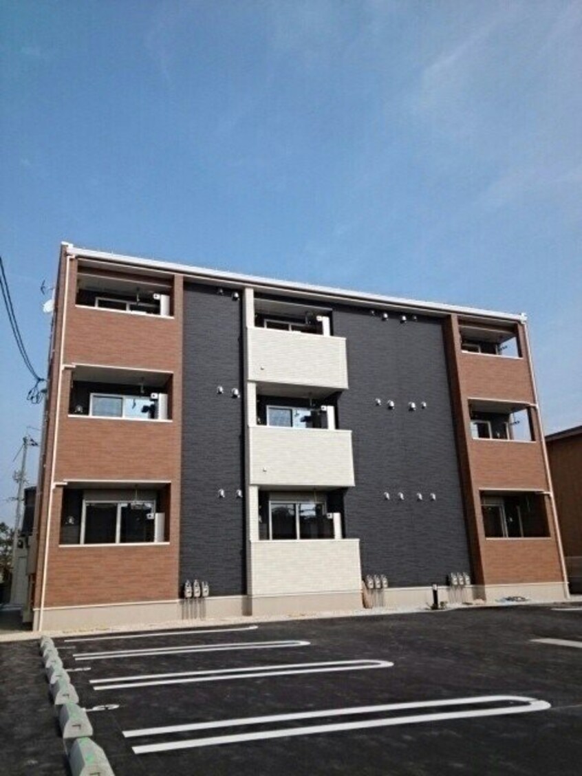  ラフレーズ田中