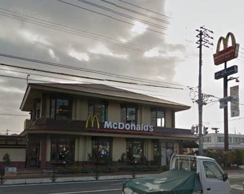 マクドナルド清輝橋店(その他飲食（ファミレスなど）)まで222m ノアール