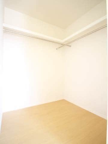 ウォークインクローゼット エスド・クーポラB