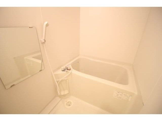  ヴィラ　プリマ