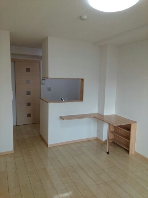  レジデンス西川