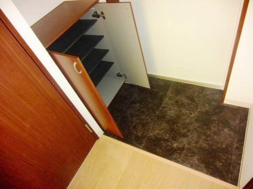 玄関収納 アーバンパレス医大前