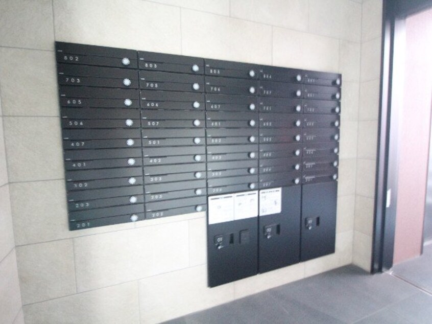  CREGRAD(クレグラッド）