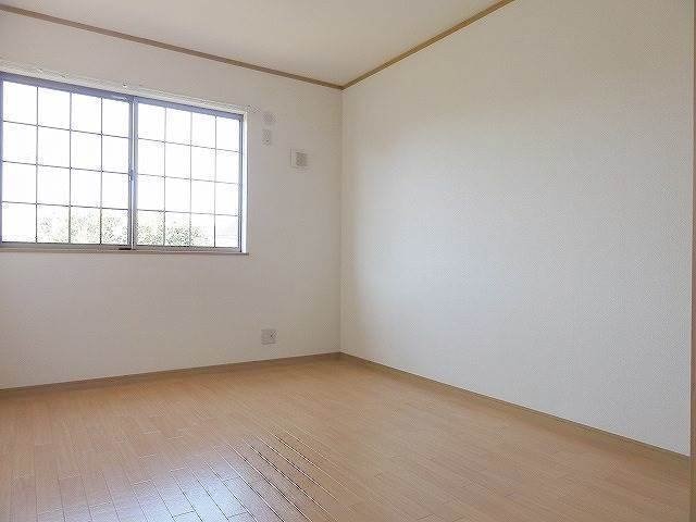 洋室（別タイプ部屋写真） ロッコレジデンス