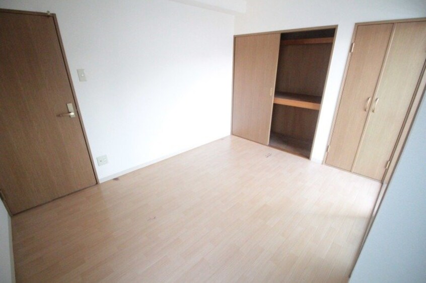  ロータスマンション