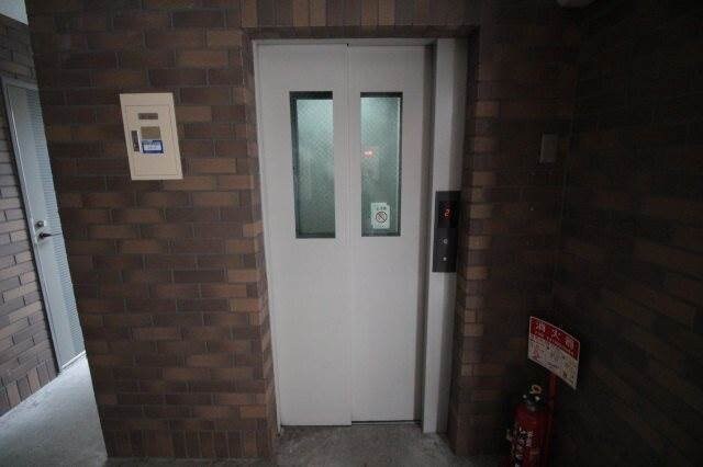  ロータスマンション