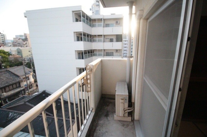  ロータスマンション