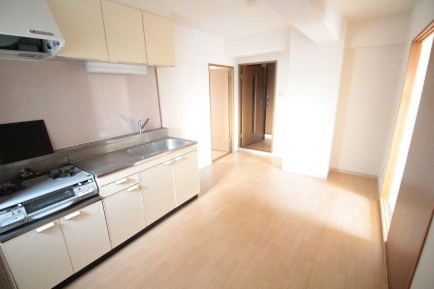  ロータスマンション