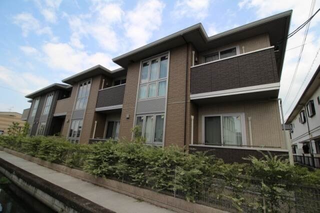  La・Maison　A棟
