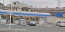 ローソン岡山十日市店(コンビニ)まで512m Alterna