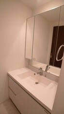  アルファステイツ大学病院通り