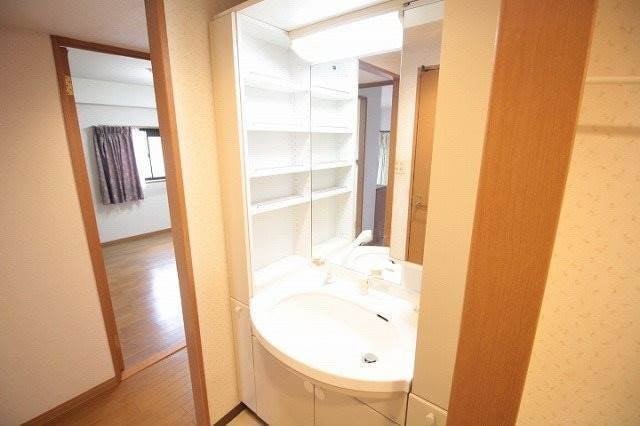  グランメール弓之町