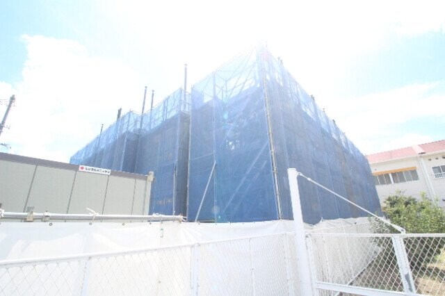  ベレオガーデンズ上中野