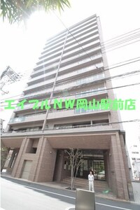 ロイヤルガーデン中山下