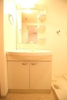  カーサフィオーレ西市駅前