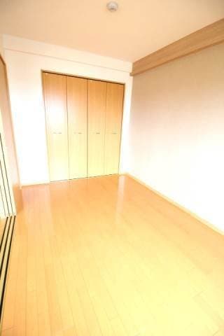  カーサフィオーレ西市駅前