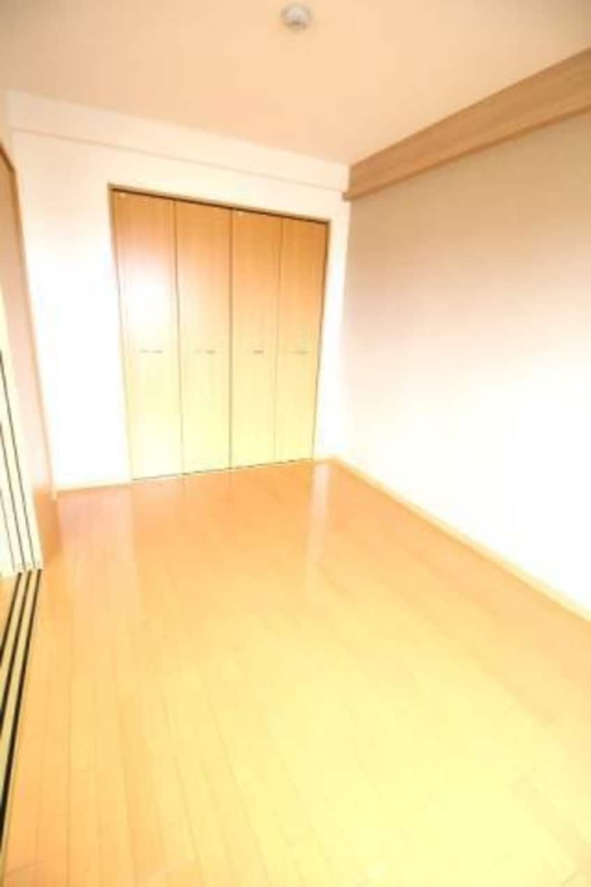  カーサフィオーレ西市駅前