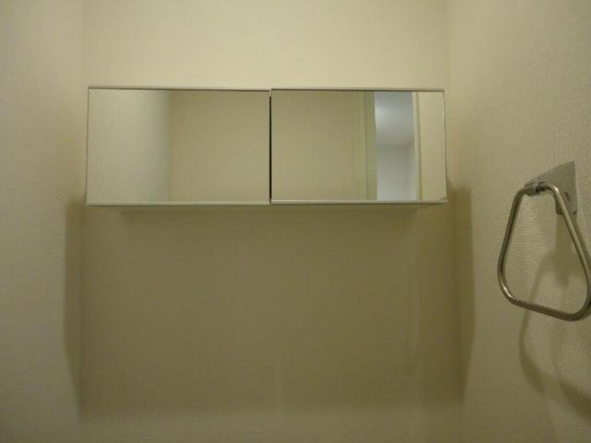 トイレ上部 ルミエール