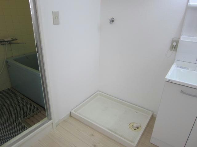 洗濯機置き場 パンデュール弁財天