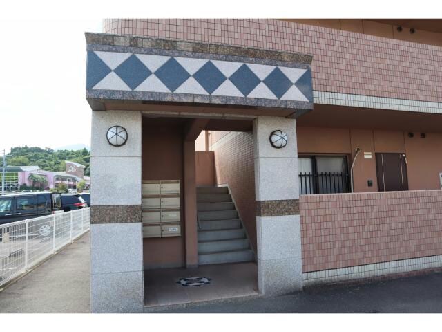  パレロワイヤル小松町