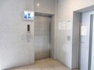 エレベーター サーパス御殿前通り参番館