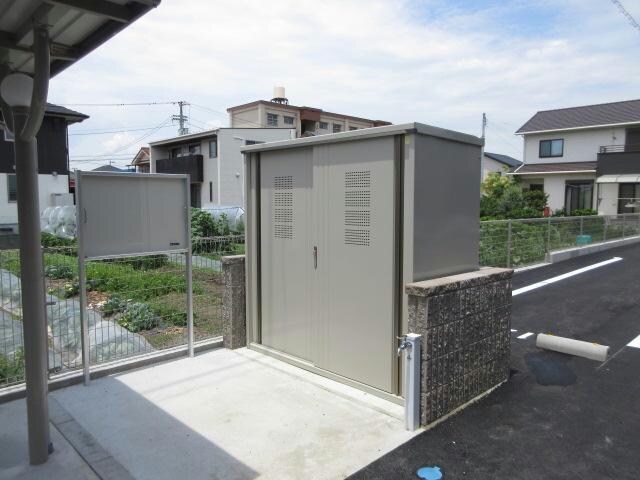 ゴミステーション ジャダハウス西条ABC