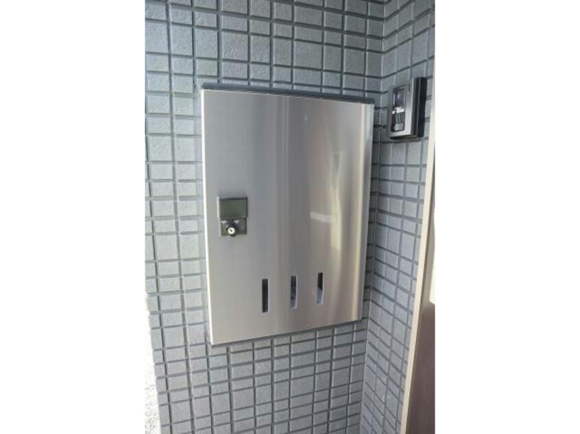 玄関ポスト カナン喜多川