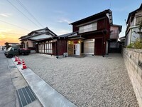 八幡2丁目東側WH貸家
