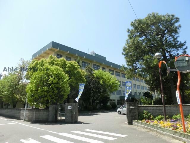 新居浜市立北中学校(中学校/中等教育学校)まで1231m コーワコーポ