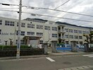 新居浜市立角野小学校(小学校)まで1746m サンリット・オアシスＢ