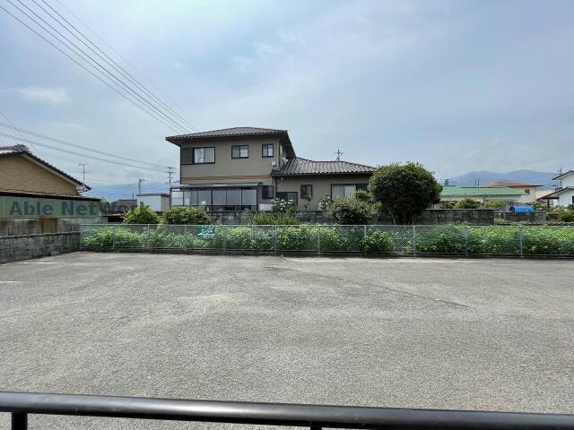  ビラ岸の上