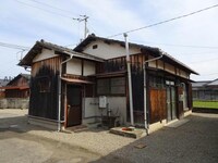 下泉町一丁目8-40貸家