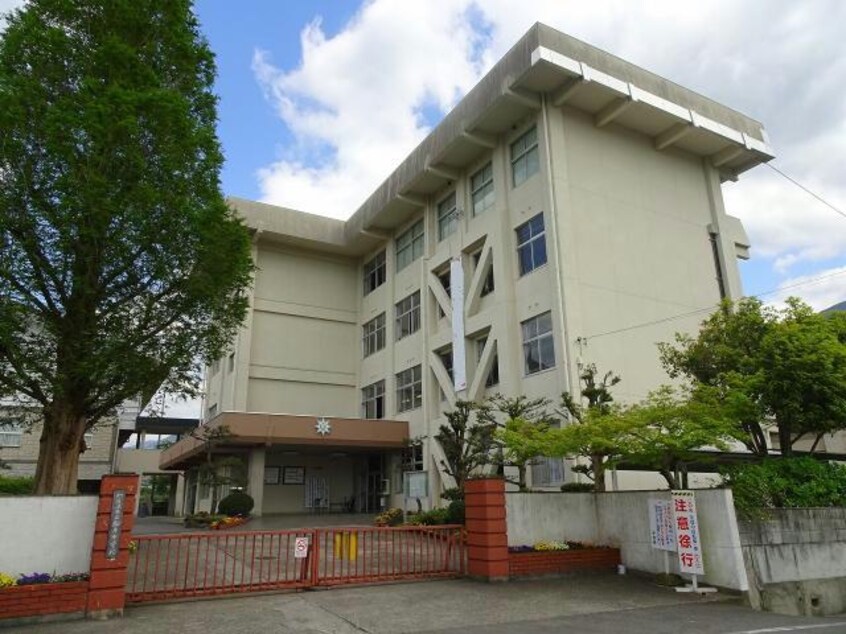 新居浜市立船木中学校(中学校/中等教育学校)まで1280m アニヴァーサリーＩＴＯ