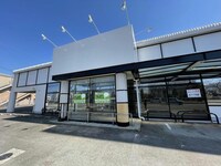 繁本町1-11貸店舗