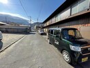  予讃線・内子線/新居浜駅 車移動　4分2.9km 1-2階 築85年