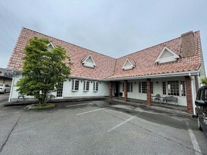 郷5丁目8-17店舗