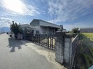 西条市港47-1倉庫の外観