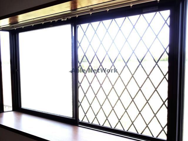 洋室9帖出窓 ＭＩＺＯＧＵＣＩハイツ