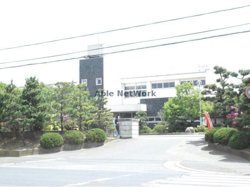 神栖市立神栖第三中学校(中学校/中等教育学校)まで620m チェリー・ブロッサム（知手中央）