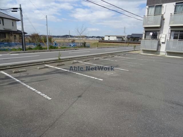 駐車場1台無料 セレ・ＴＫハイツ