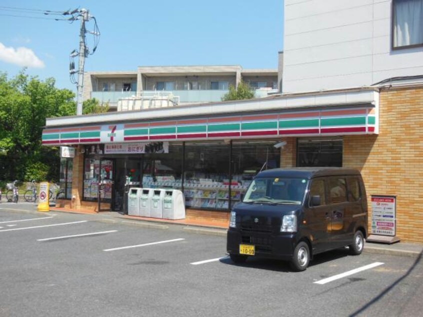 セブンイレブン成田駅西口店(コンビニ)まで866m ﾊﾋﾟﾈｽﾊｲﾂ