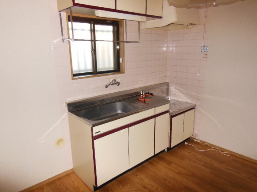 キッチン ｿﾜｻﾝﾄ成田B