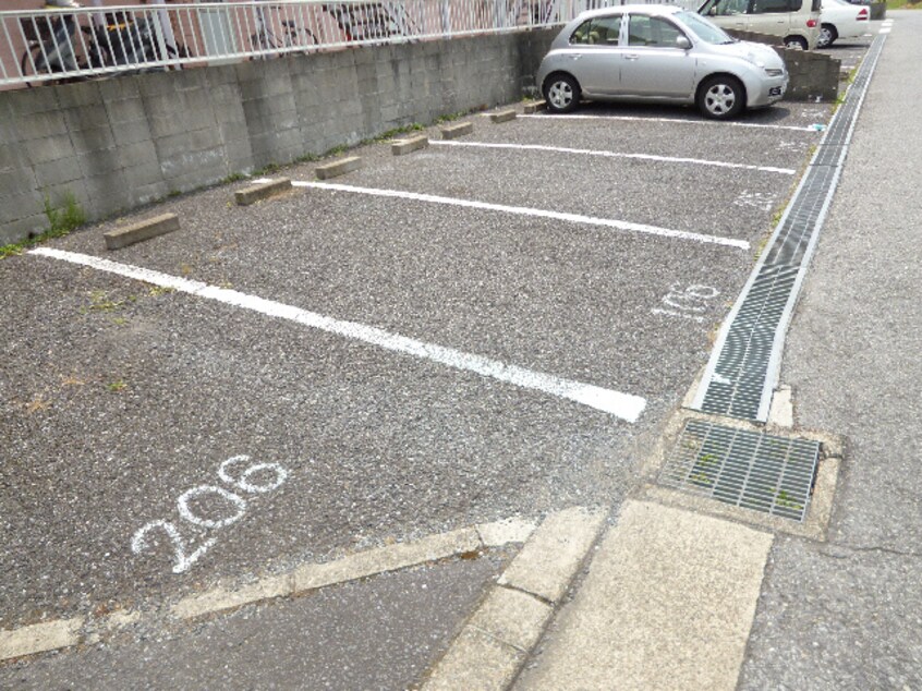 駐車場 ｱﾊﾟｰﾄ美郷