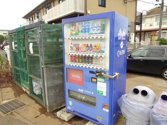 自動販売機 ｸﾞﾘｰﾝﾃﾗｽ芝山ﾊｲﾂ