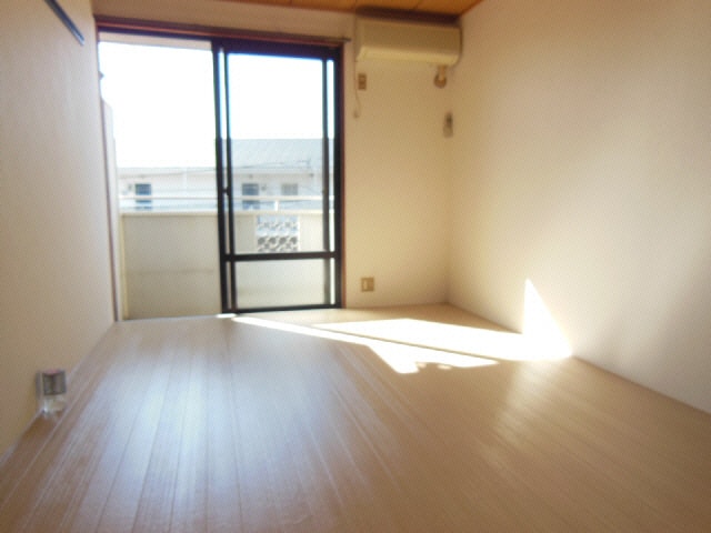 居室 ｾｼﾞｭｰﾙ成田B棟