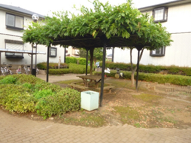 ﾍﾞﾝﾁ ｻﾝﾋﾞﾚｯｼﾞ成田ｸﾞﾘｰﾝﾋﾙｽﾞ