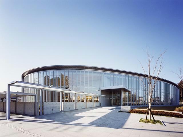 富里市立図書館(図書館)まで2006m ｺｰﾎﾟｻﾝﾌｧﾐﾘｰ